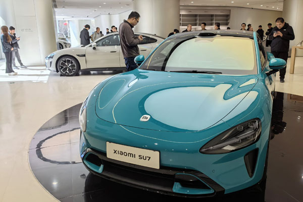 B·sport（中国体育）：新能源汽车“由大到强”还要迈过几道坎？