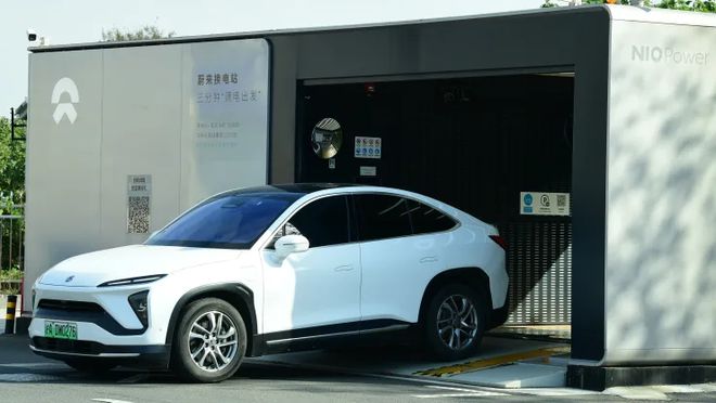 B体育：蔚来计划在中国的每个县都建立电池充电站和换电站(图1)