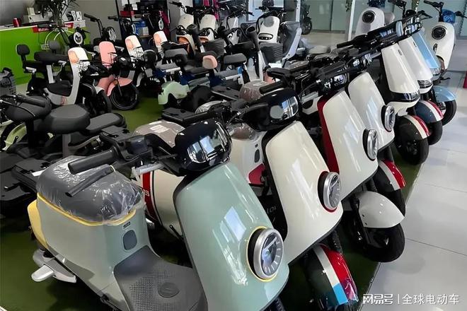 第二批电动车白名单出炉：14个品牌25家企业上榜！加速行业洗牌(图1)
