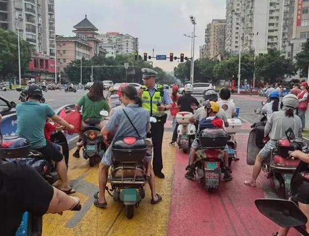 2025年起这4种电动车已禁止上路价格再便宜也不要买明确了(图1)