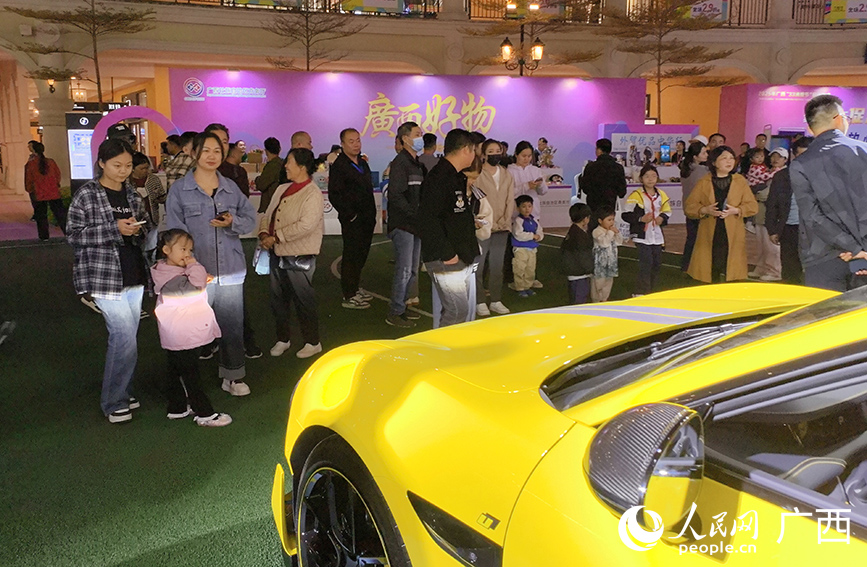 智驾让出行更便利国产新能源汽车绽光彩(图3)